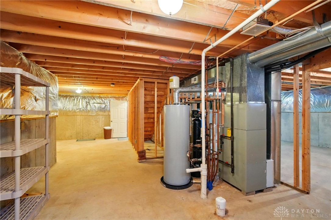 35 Heston Drive, Springboro, Ohio image 31