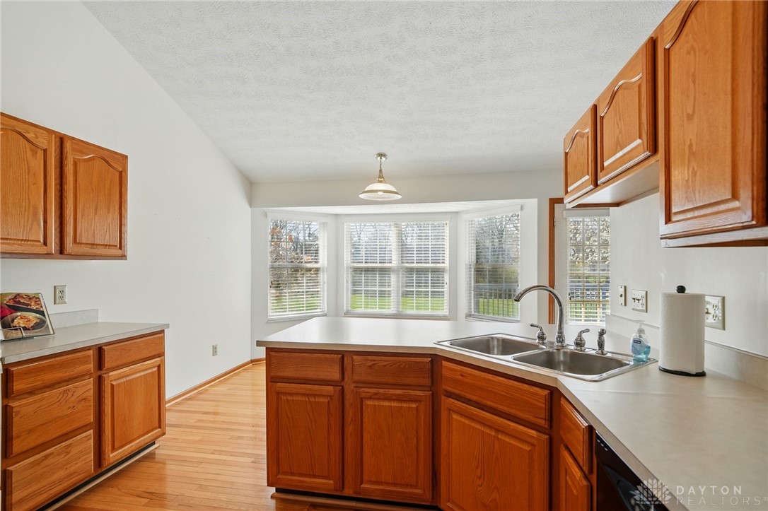 35 Heston Drive, Springboro, Ohio image 11
