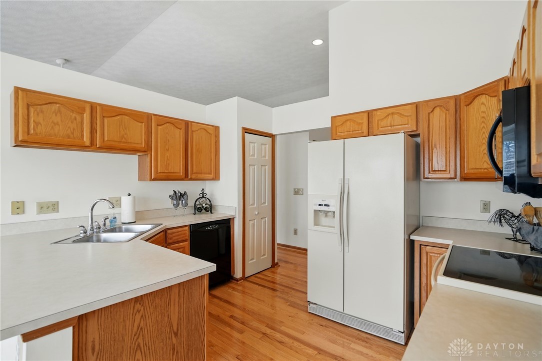 35 Heston Drive, Springboro, Ohio image 12