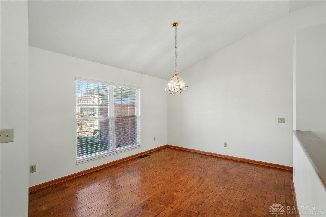 35 Heston Drive, Springboro, Ohio image 16