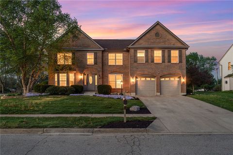 Photo of 2346 Charleston Way, Beavercreek, OH 45431 (MLS # 955878)