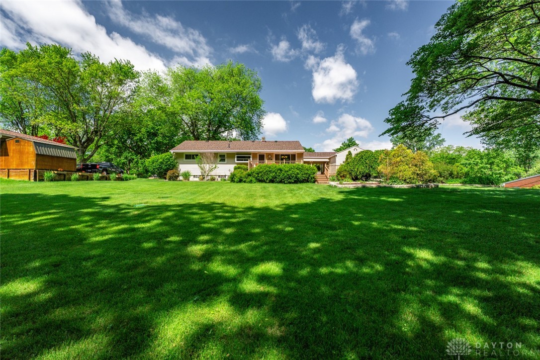 320 Woodview Drive, Springfield, Ohio image 41