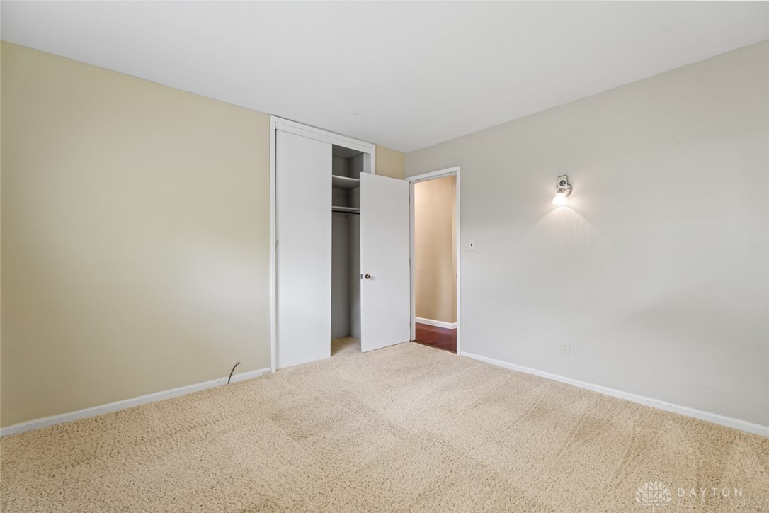 320 Woodview Drive, Springfield, Ohio image 18