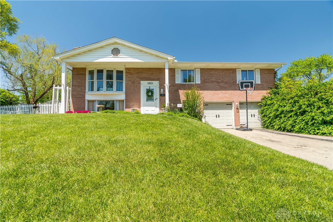 551 Crestgrove Avenue, Vandalia, Ohio image 1