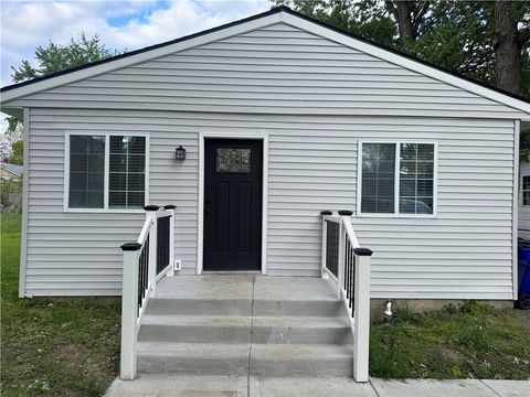 Photo of 228 Knox Avenue, Dayton, OH 45417 (MLS # 958125)