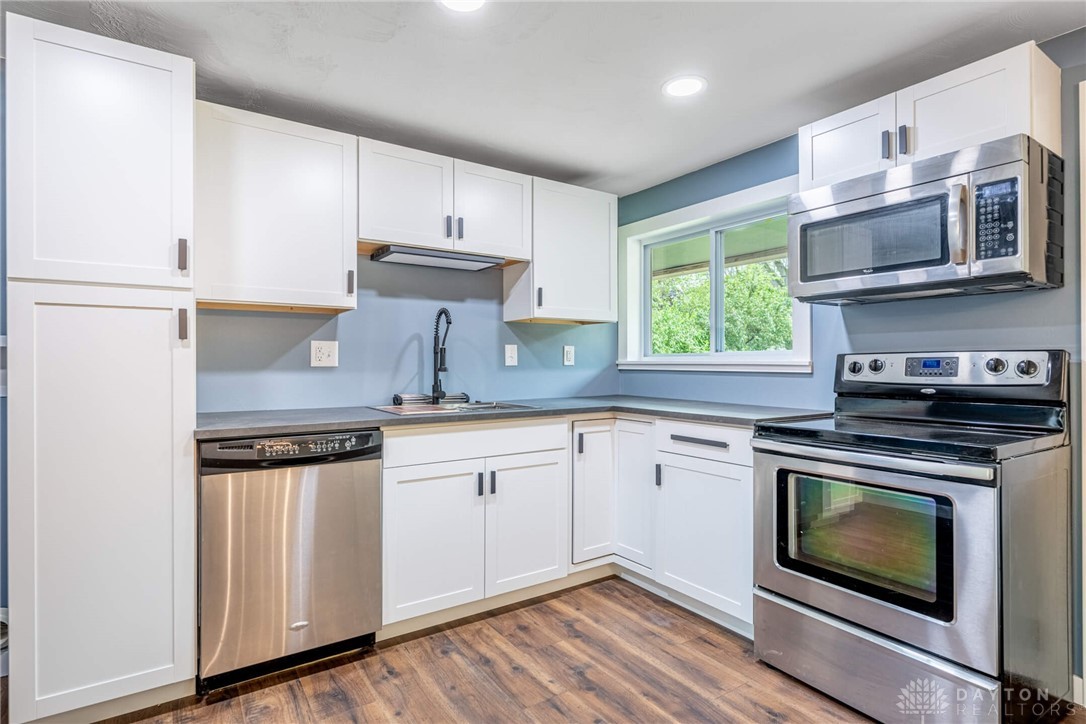 4635 Loxley Drive, Dayton, Ohio image 11