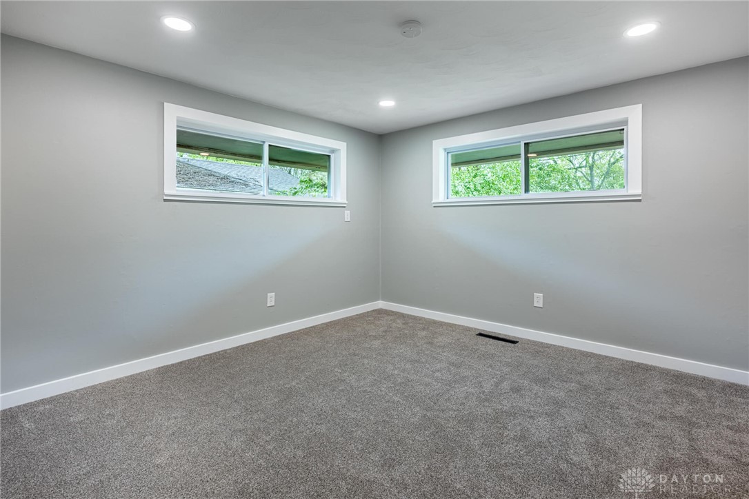 4635 Loxley Drive, Dayton, Ohio image 16