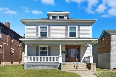 Photo of 2115 Central Avenue, Middletown, OH 45044 (MLS # 945589)