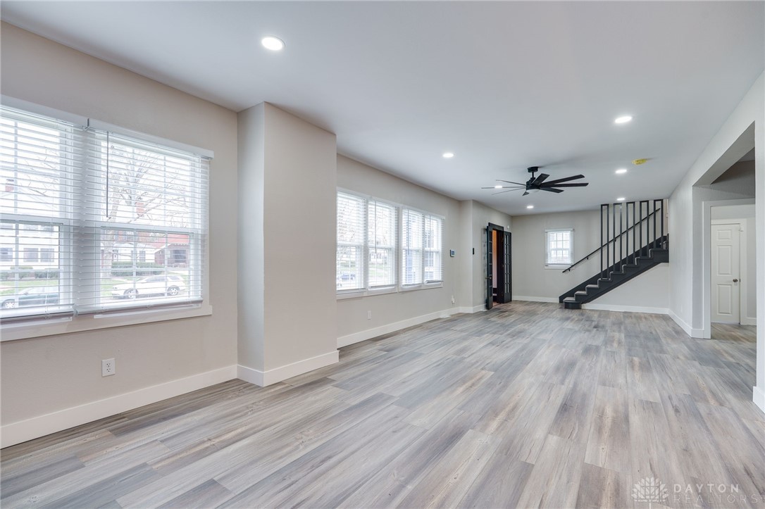 810 Belmonte Park, Dayton, Ohio image 18