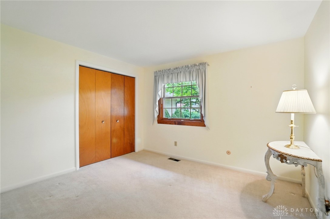 1456 Delynn Drive, Dayton, Ohio image 34