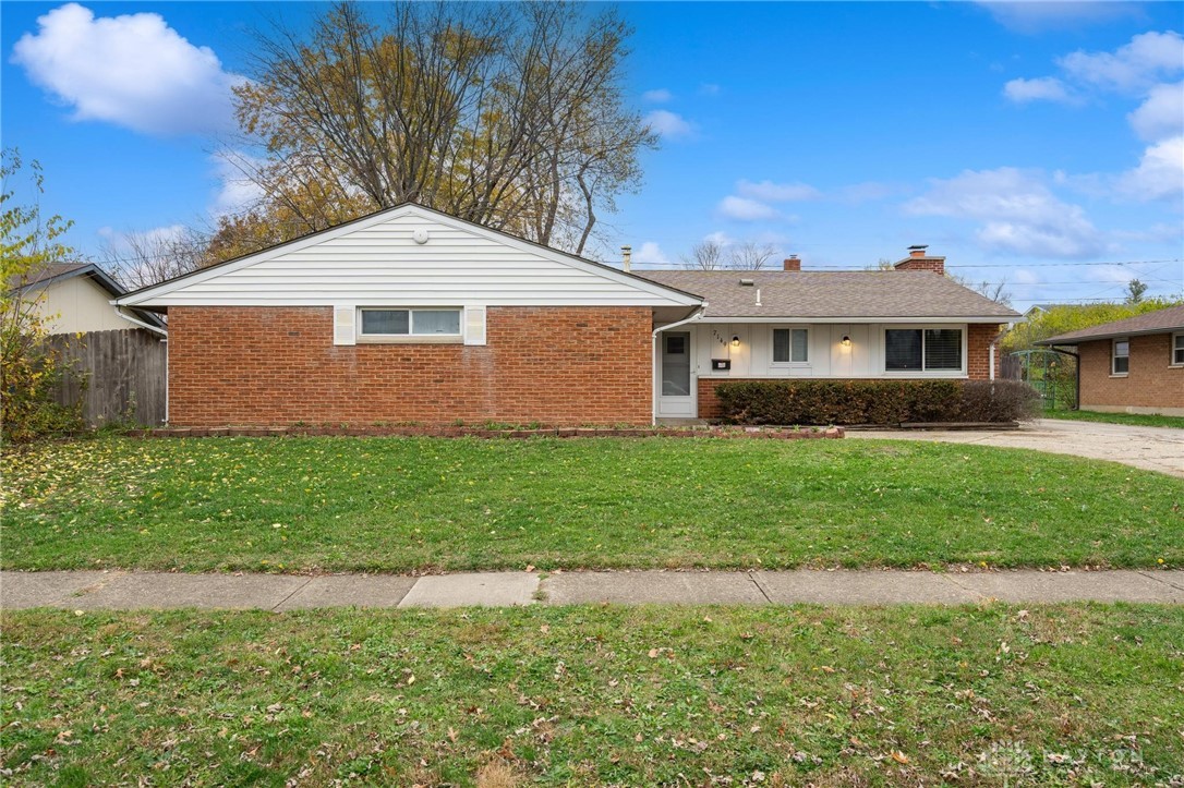 7149 Klyemore Drive, Dayton, Ohio image 1