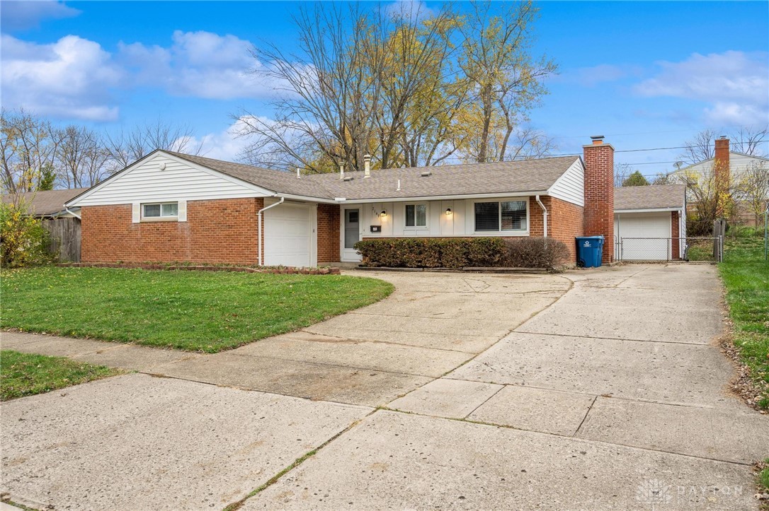 7149 Klyemore Drive, Dayton, Ohio image 3