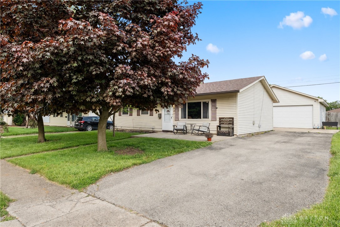 227 Lowell Road, Xenia, Ohio image 2