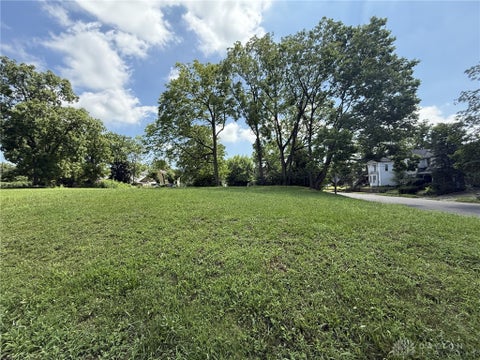 Photo for 681 W Jefferson