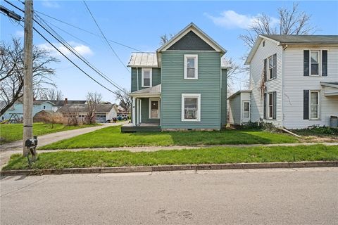 Homes For Sale - 217 W Dayton Street<br/> Lewisburg, OH 45338