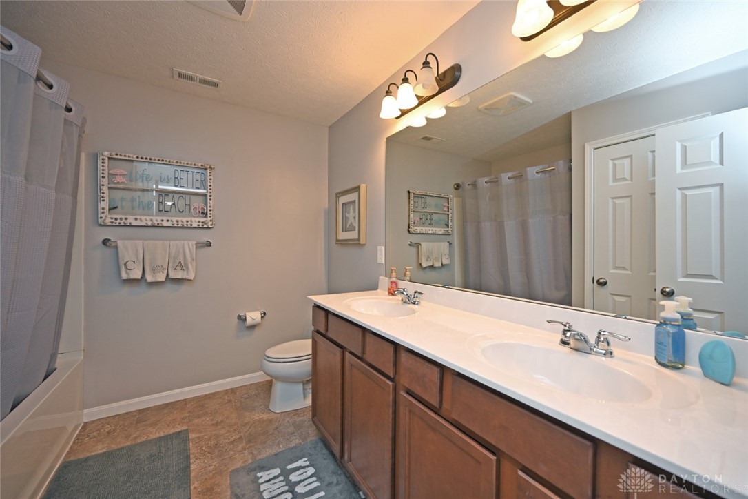 7633 Hargus Drive, Maineville, Ohio image 47