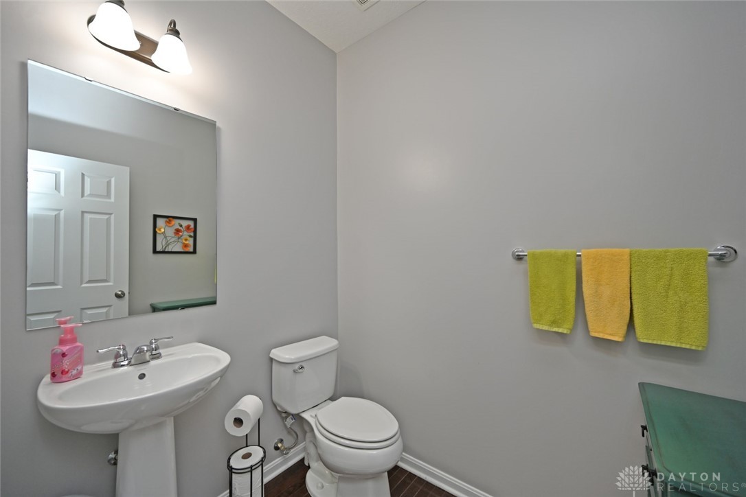 7633 Hargus Drive, Maineville, Ohio image 30