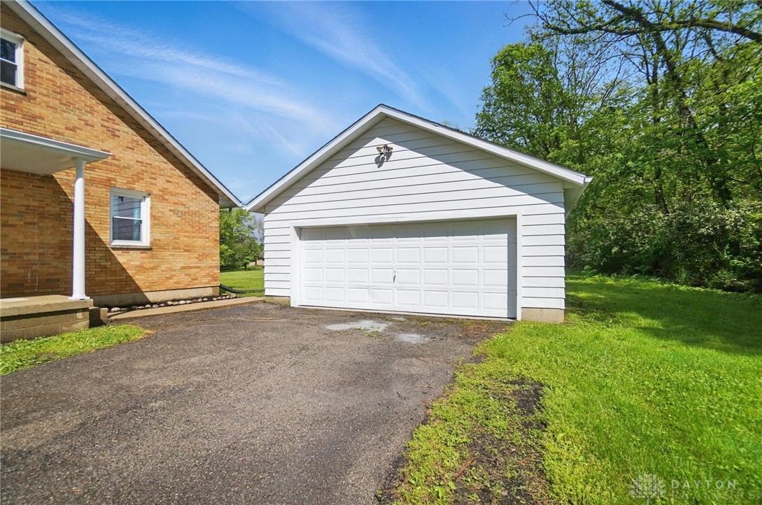 360 N Bird Road, Springfield, Ohio image 39
