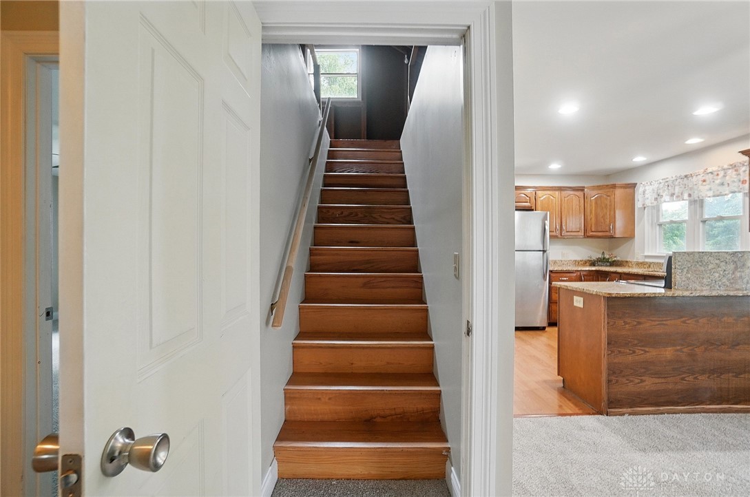 360 N Bird Road, Springfield, Ohio image 27