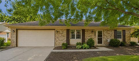 Homes For Sale - 610 Basil Street<br/> Springboro, OH 45066