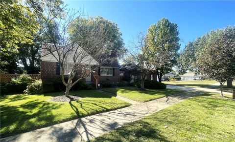 Photo of 4930 Lindbergh Boulevard, Dayton, OH 45449 (MLS # 945255)