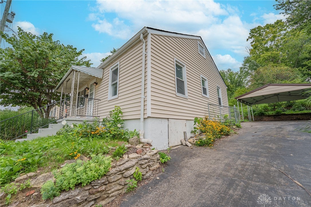 490 Valley View Drive