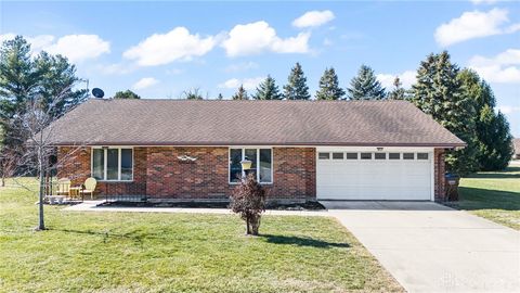 Photo of 404 Spotted Doe Trail, Piqua, OH 45356 (MLS # 953015)