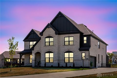 Photo of 5944 Round Hill Court, Springboro, OH 45066 (MLS # 943705)
