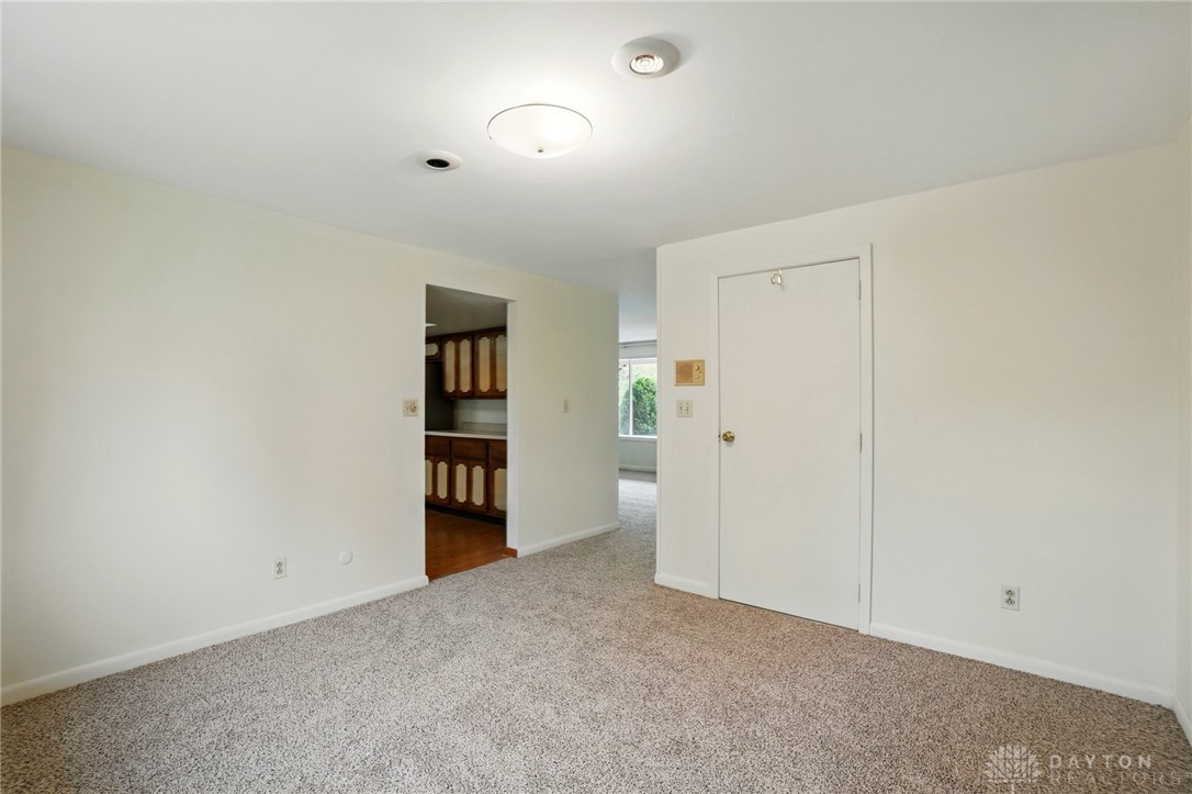 2314 Pine Knott Drive, Beavercreek, Ohio image 21
