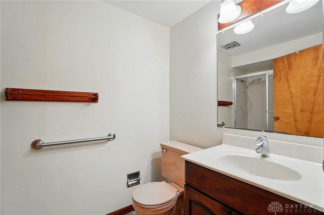 2314 Pine Knott Drive, Beavercreek, Ohio image 36