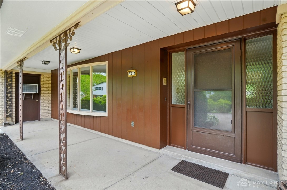 2314 Pine Knott Drive, Beavercreek, Ohio image 14