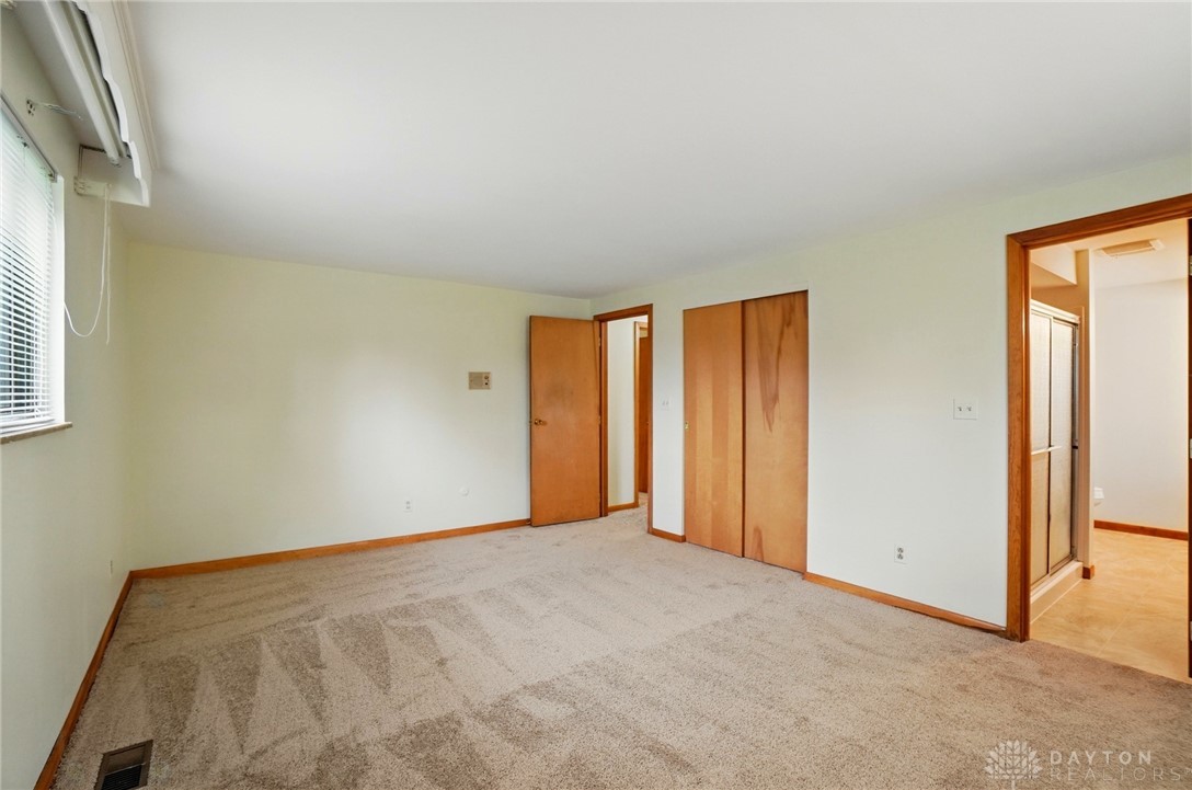 2314 Pine Knott Drive, Beavercreek, Ohio image 29