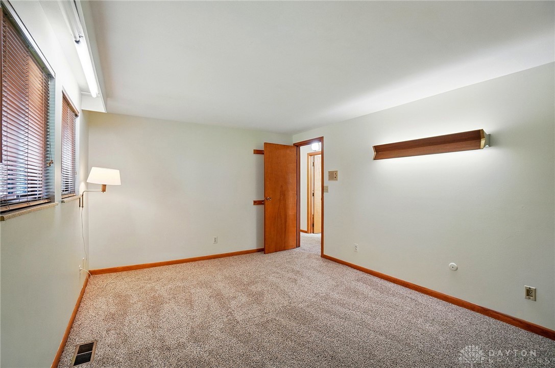 2314 Pine Knott Drive, Beavercreek, Ohio image 41