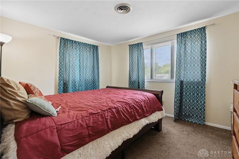 Tiny photo for 5433 Pentland Circle, Huber Heights, OH 45424 (MLS # 945372)