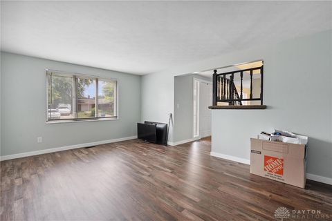 Tiny photo for 5433 Pentland Circle, Huber Heights, OH 45424 (MLS # 945372)