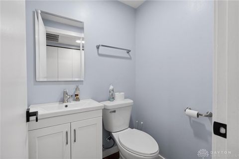 Tiny photo for 5433 Pentland Circle, Huber Heights, OH 45424 (MLS # 945372)