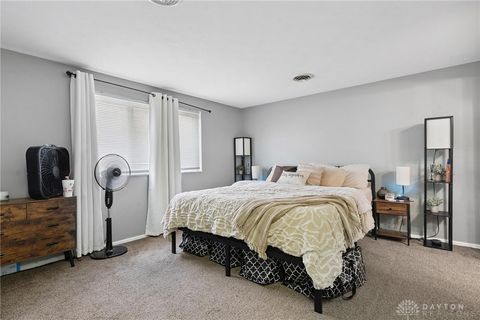 Tiny photo for 5433 Pentland Circle, Huber Heights, OH 45424 (MLS # 945372)