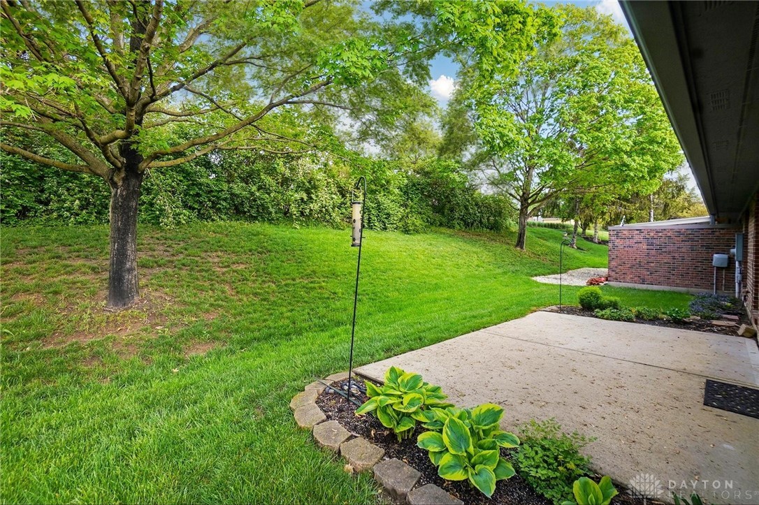 53 Pheasant Run Circle, Springboro, Ohio image 24