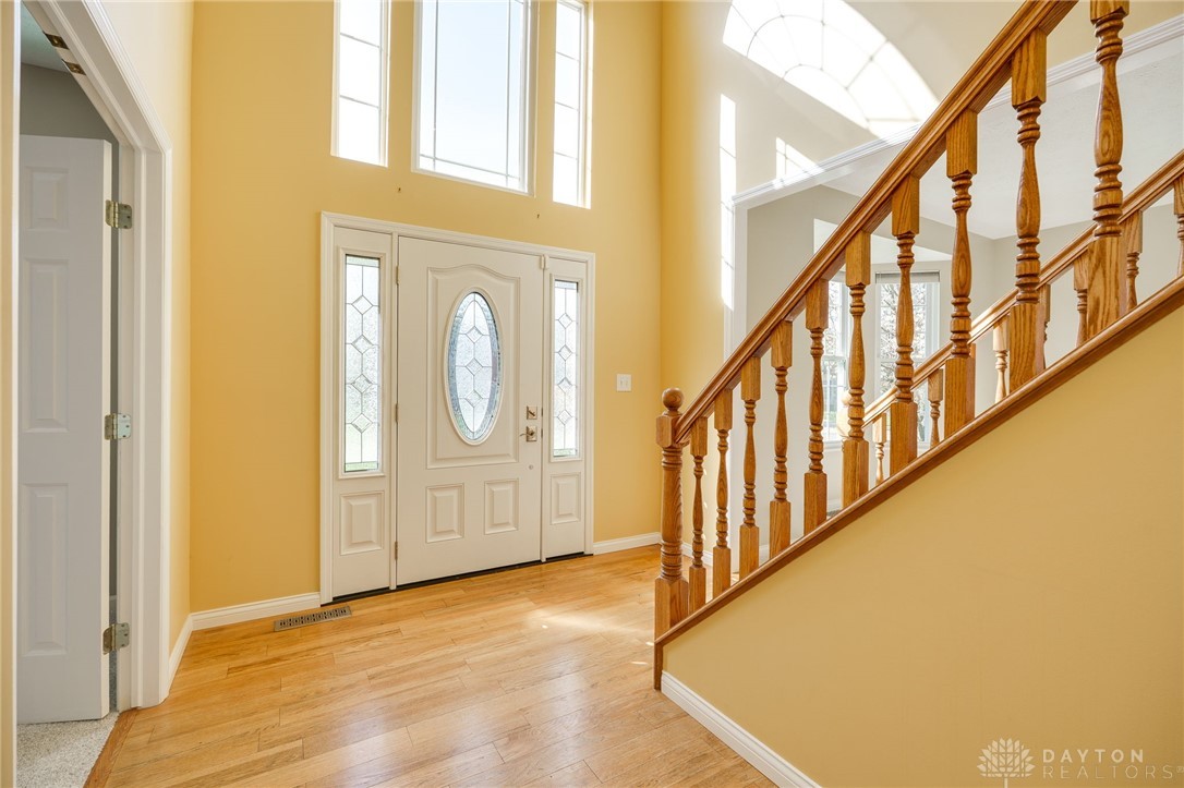 2168 Bassett Court, Beavercreek, Ohio image 7
