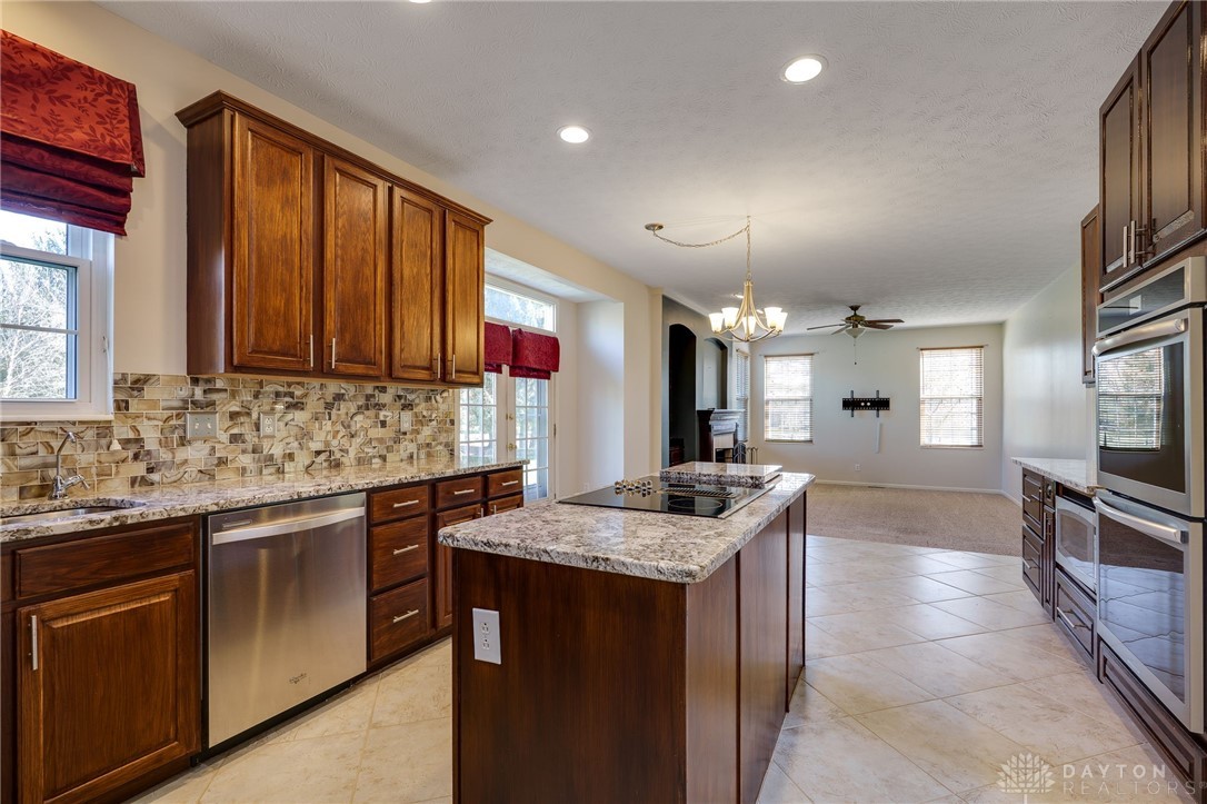 2168 Bassett Court, Beavercreek, Ohio image 16
