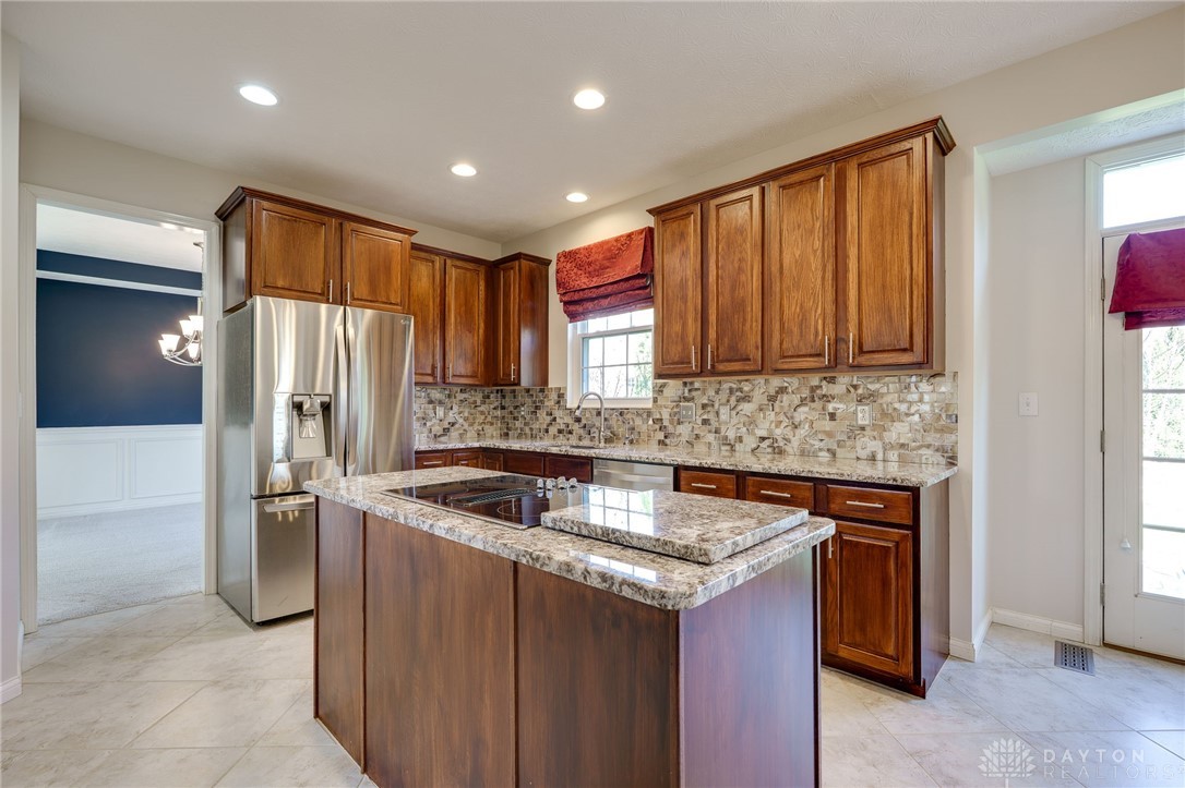 2168 Bassett Court, Beavercreek, Ohio image 20