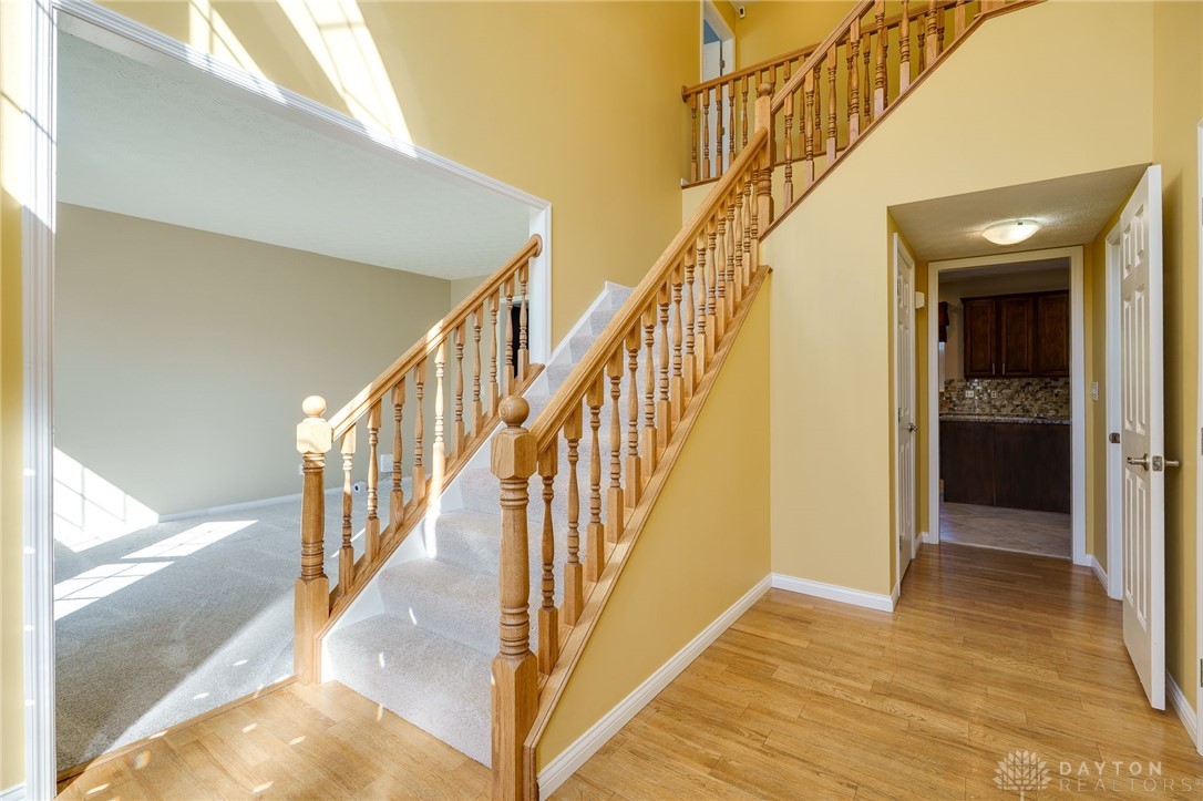 2168 Bassett Court, Beavercreek, Ohio image 8