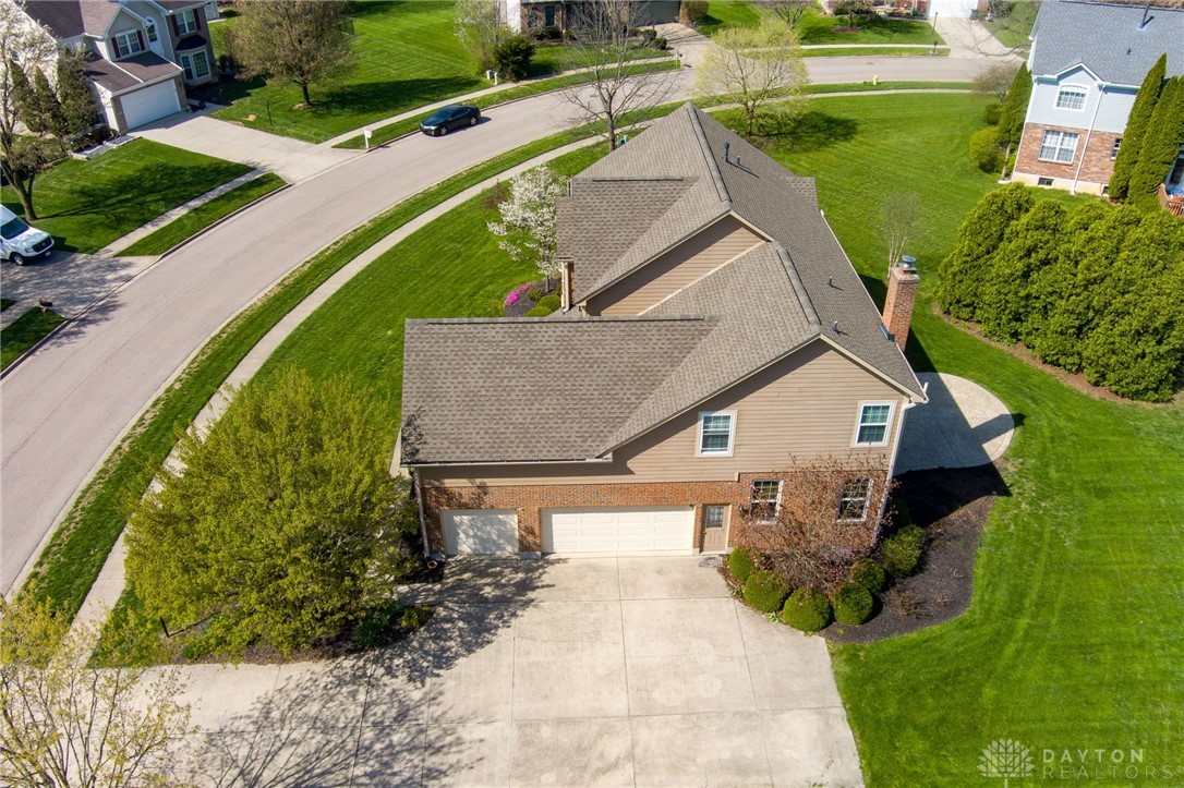 Beavercreek, Ohio 45434, United States, 4 Bedrooms Bedrooms, ,4 BathroomsBathrooms,Residential,Pending,112215