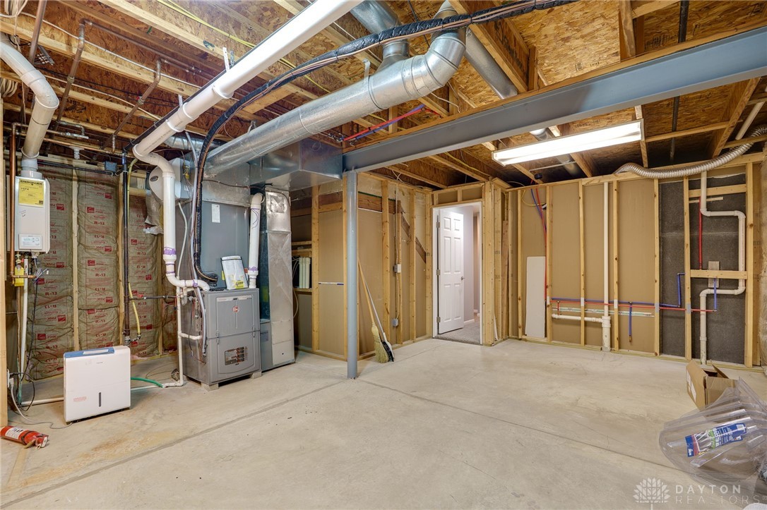 Beavercreek, Ohio 45434, United States, 4 Bedrooms Bedrooms, ,4 BathroomsBathrooms,Residential,Pending,112215