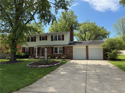 Homes For Sale - 2537 Obetz Drive<br/> Beavercreek, OH 45434