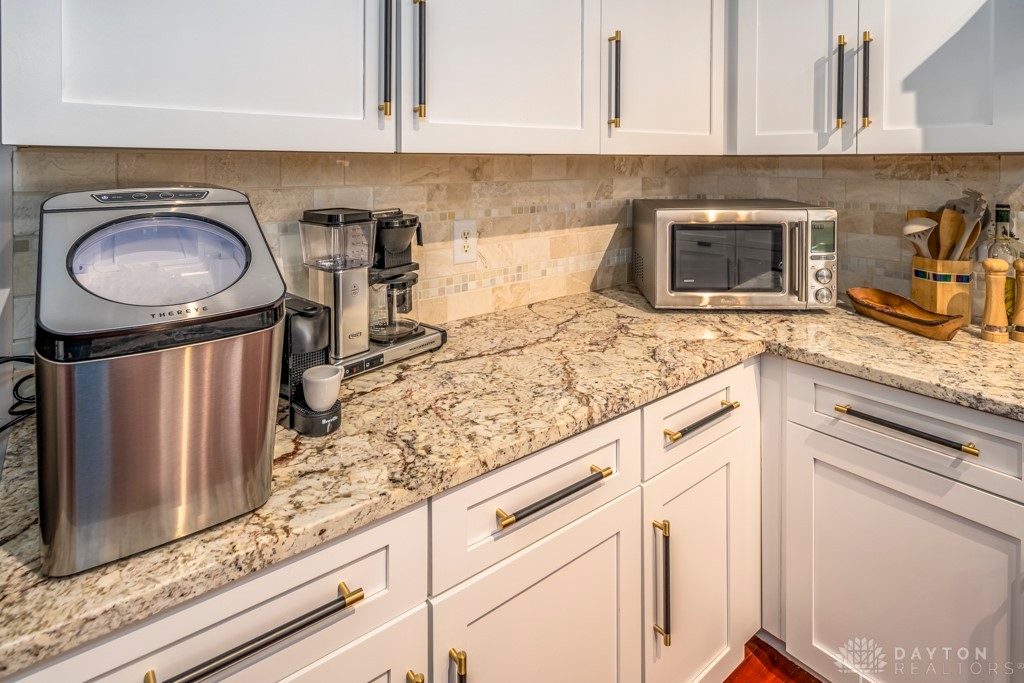 1126 Justin Ridge Way, Waynesville, Ohio image 16