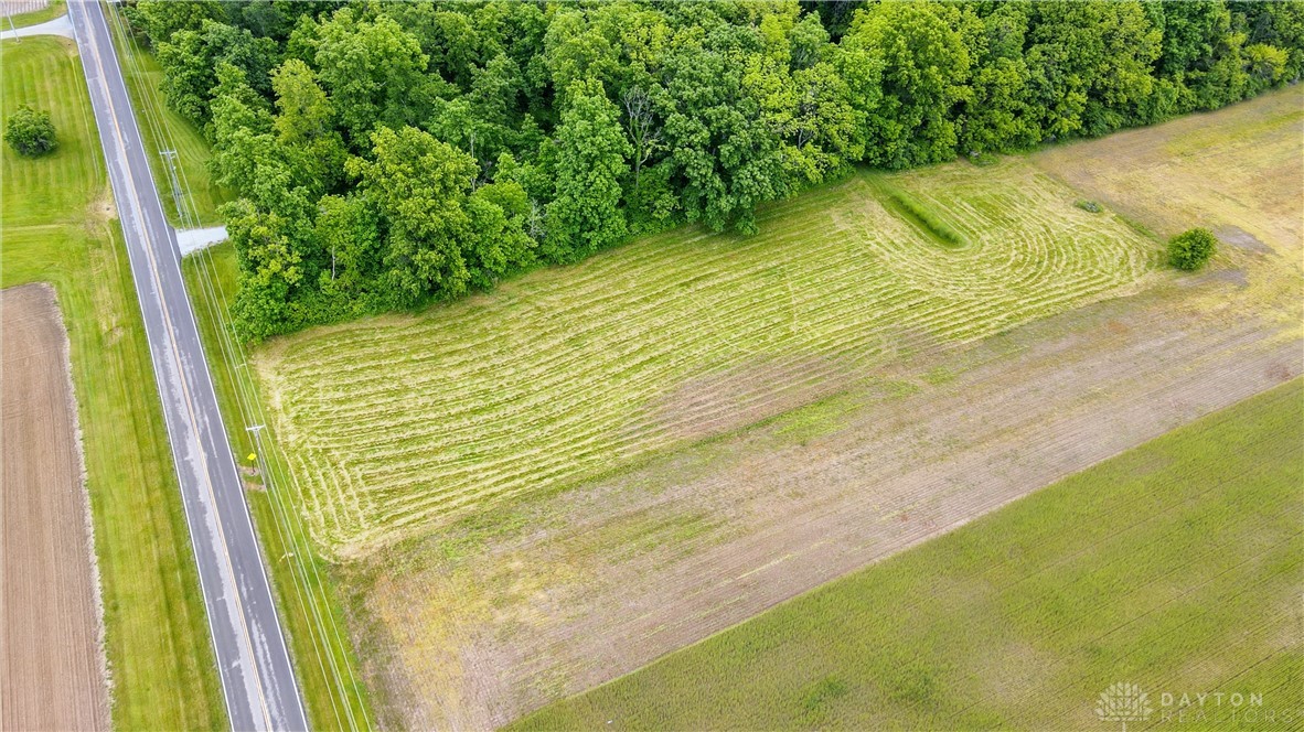 N Utica Road, Lebanon, Ohio image 1