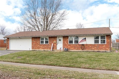 Photo of 7121 Saffron Drive, Dayton, OH 45424 (MLS # 948260)