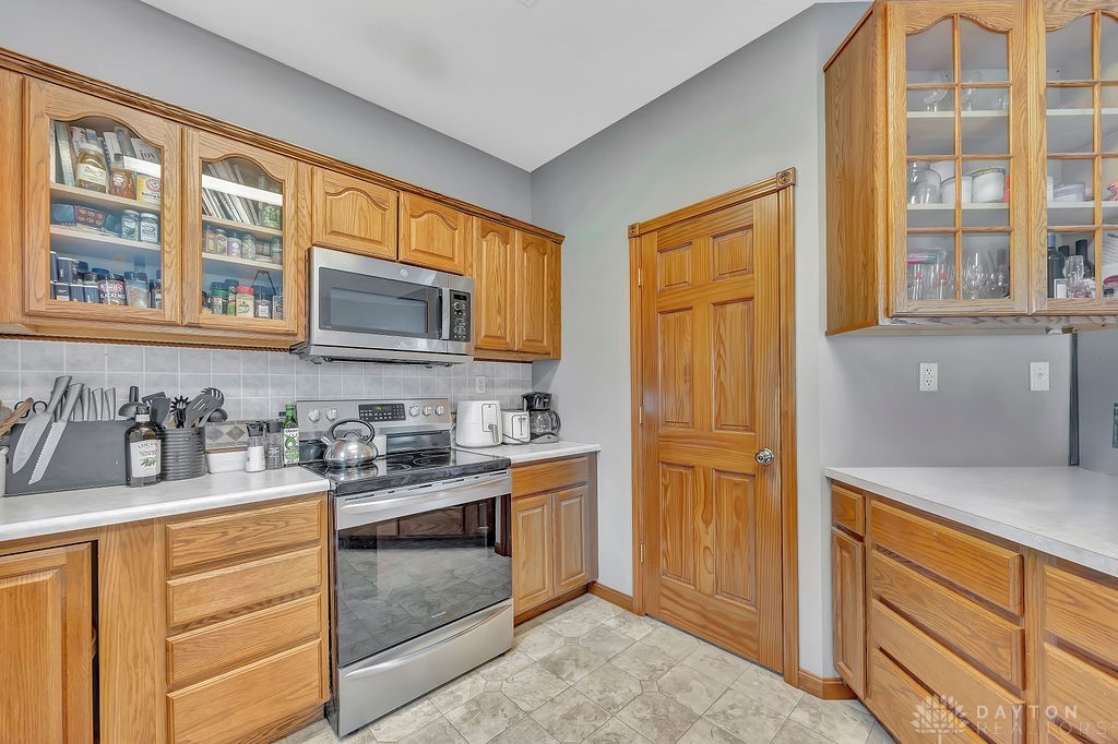 186 Hatchet Drive, Eaton, Ohio image 16
