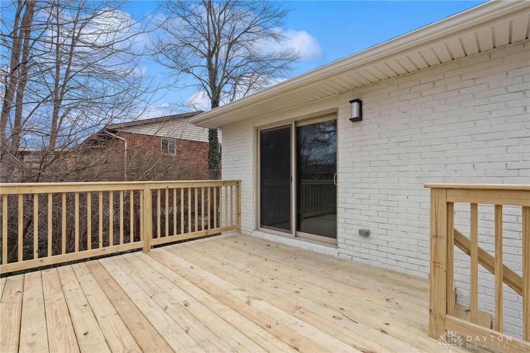 803 Victoria Drive, Franklin, Ohio image 5